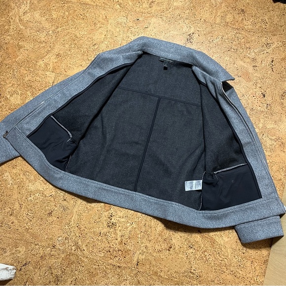 Banana Republic Wm’s Melton Volume-Sleeve Light Gray Jacket Sz M Petite - Picture 9 of 14